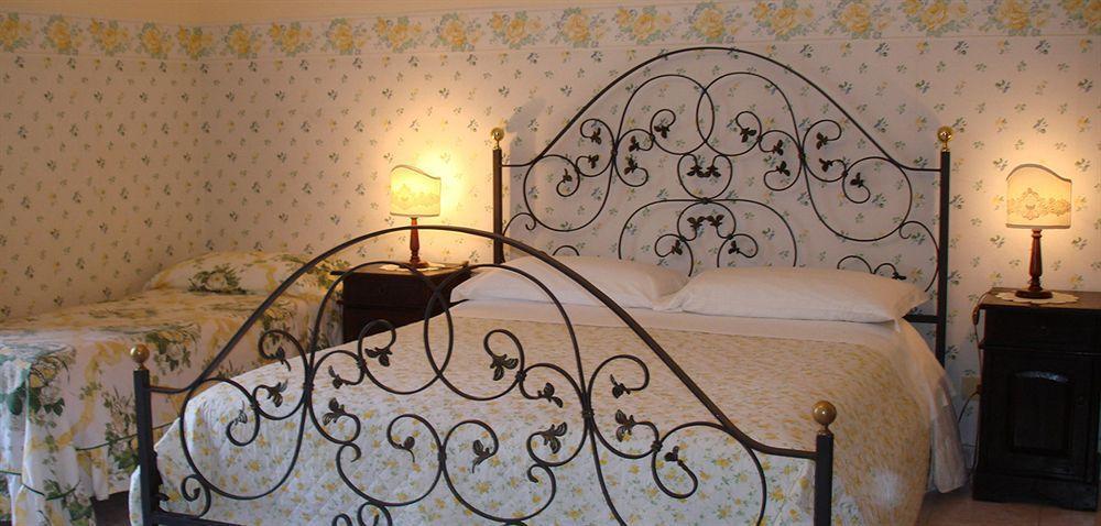 B&B Dolce Casa Syracuse Exterior photo